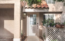 1633 E LAKESIDE Drive, Gilbert, AZ 85234
