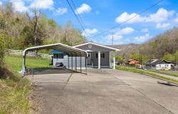 5935 Ky Rt 2030, Harold, KY 41635