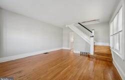 7920 W CHESTER Pike, UPPER DARBY, PA 19082