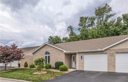 565 Sunview Cir, Latrobe, PA 15650