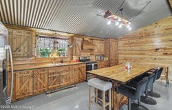 1 Stringer Road, Wiggins, MS 39577