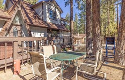 565 Ridgeside, Big Bear City, CA 92314