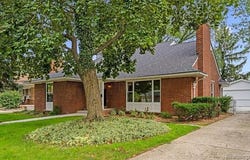 19984 Fairway Drive, Grosse Pointe Woods, MI 48236