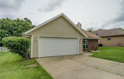 1011 Fox Run Drive, Warrensburg, MO 64093