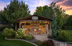 6676 N Double Eagle Ln, Meridian, ID 83646