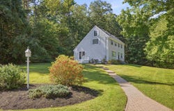8 Brookhaven Road, Kingston, NH 03848