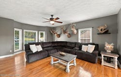 2262 Clearwater Dr, Lawrenceburg, KY 40342