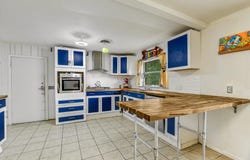 407 Hill St, Smithville, TX 78957