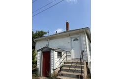 815 W 25th Avenue, Gary, IN 46407