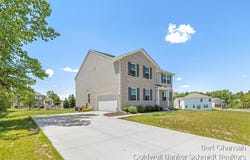 8376 N OAKS COURT, GRAND BLANC, MI 48439