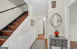 6 FOREST WAY, MALVERN, PA 19355