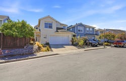24 Southwind Cir, Richmond, CA 94804