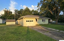 303 E Truman Avenue, Clinton, MO 64735