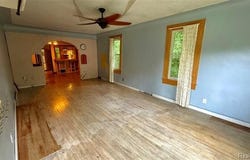 16658 Ridge Road, Detroit, MI 48219