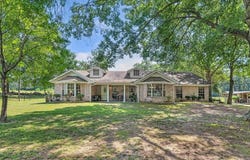 249 CR 350, Broaddus, TX 75929