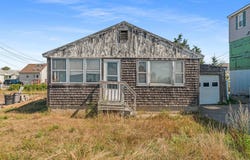 562 Winnacunnet Road, Hampton, NH 03842