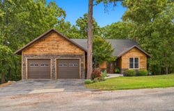 73 Turkey Trail Road, Blue Eye, MO 65611