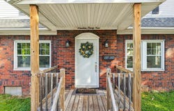 1939 Chestnut Boulevard, Cuyahoga Falls, OH 44223