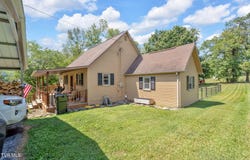 133 Deacon Creek Road, Erwin, TN 37650