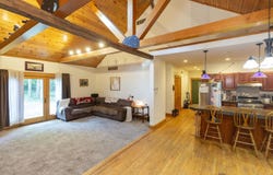 344 E 650 N, New Carlisle, IN 46350-8975