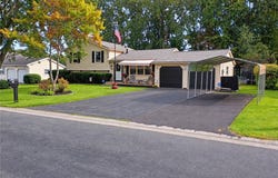 947 Copperkettle Road, Webster, NY 14580