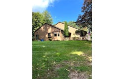 9 Circle Wood Road, Rochester, NY 14625