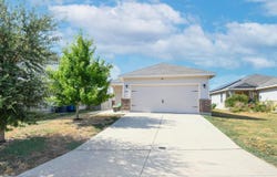 10822 Airmen Dr, Converse, TX 78109