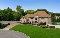 15 Teal Crescent, Great River, NY 11739