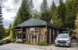 1464 Hulett Hill Dr, Sandpoint, ID 83864