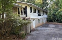 255 Glengarnock Road, Tryon, NC 28782