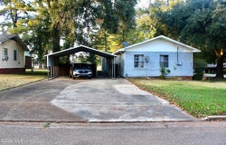 422 Weems Drive, Canton, MS 39046