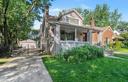 907 University Place, Grosse Pointe, MI 48230