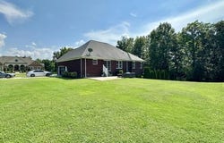 164 Masters Circle, Benton, KY 42025