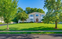 11 Camelot Drive, Monroe, NJ 08831
