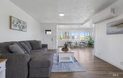 711 2nd Ave E, Twin Falls, ID 83301