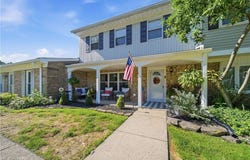 2137 Beechtree Drive, Uniontown, OH 44685