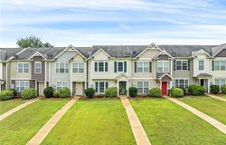 2113 COBBLESTONE Drive, OPELIKA, AL 36804