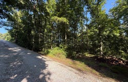 Ceylon Rd., Carmichaels, PA 15320