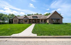 15785 Belfry Drive, Bloomington, IL 61705