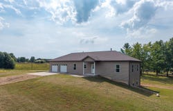 5704 County Road 262, Auxvasse, MO 65231