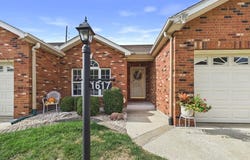 1617 Mont Vista Avenue, Godfrey, IL 62035