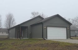 615 W Prairie St, Cameron, MO 64429