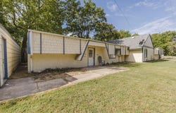 602 S Bluff, Wichita, KS 67218