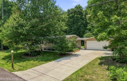 128 Prestonwood Drive, Crossville, TN 38558