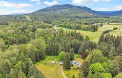 141 Maple leaf Lane, Sequim, WA 98382