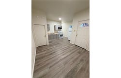 439 3rd St, Pitcairn, PA 15140