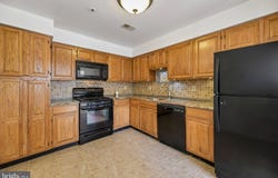 11128 STAGESTONE Way, MANASSAS, VA 20109