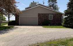 2811 Jackson Avenue, Clarion, IA 50525