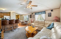 1901 Aspen Lane, Overgaard, AZ 85933