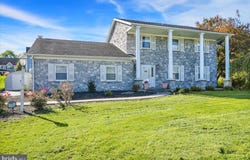 1742 CONARD Road, LANCASTER, PA 17602